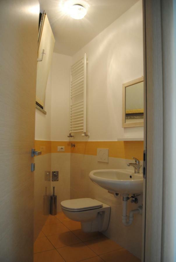 Tre Casette Villa Pella Bagian luar foto